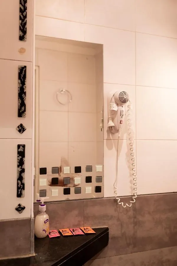 Mendoza Apart Suites 0*,